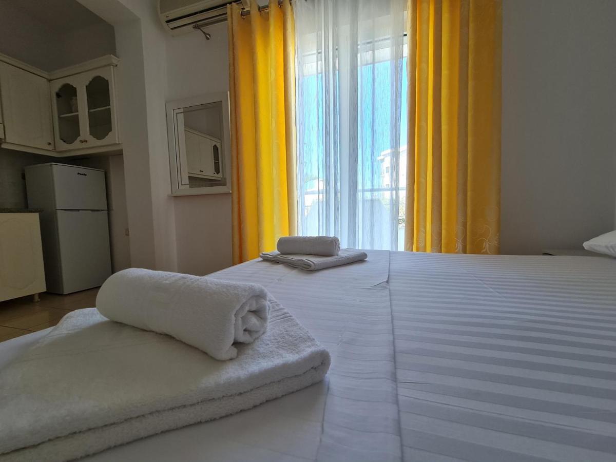 Summer Time Hotel Ksamil Exterior foto